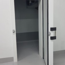 Porta Giro Mirafrio 3Bat Dir Congelados1,80x0,80x70mm